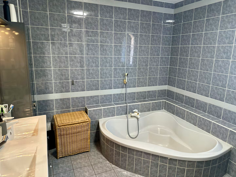 Salle de bain 1